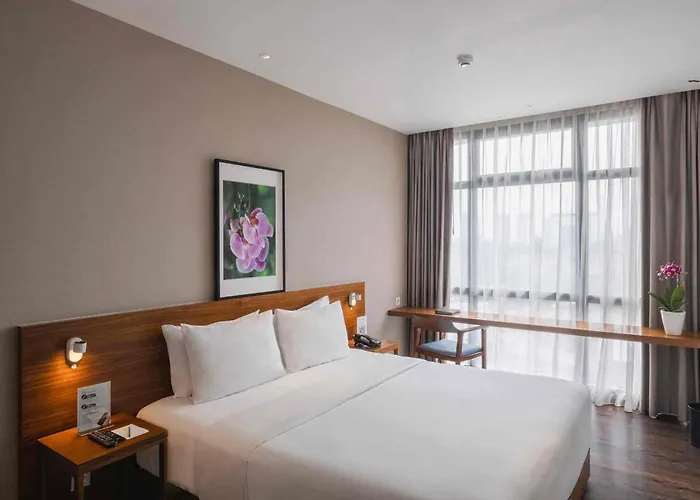 Deluxe Queen Room
